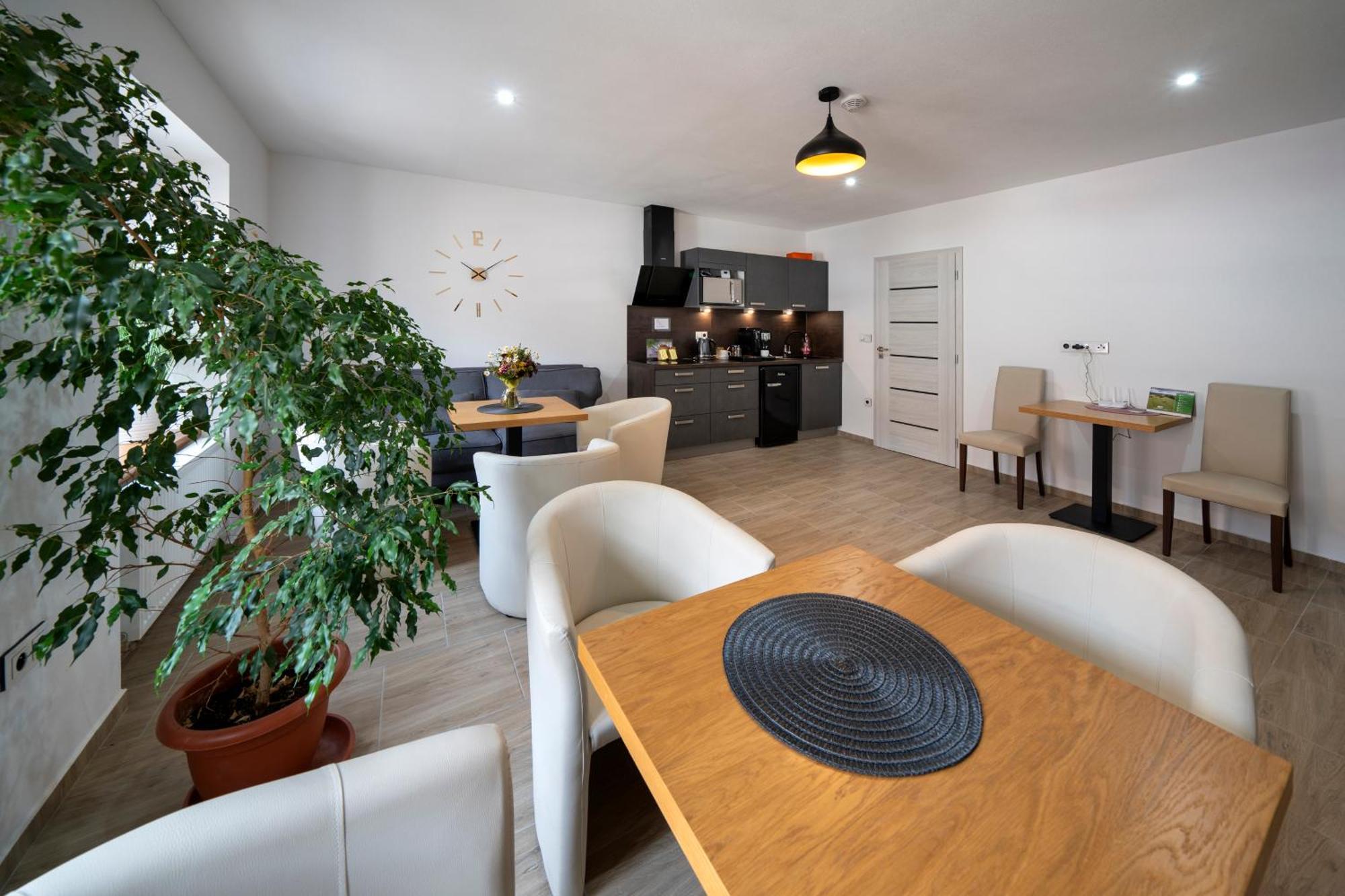 Apartmany Pod Namestim 2 Telč Екстериор снимка